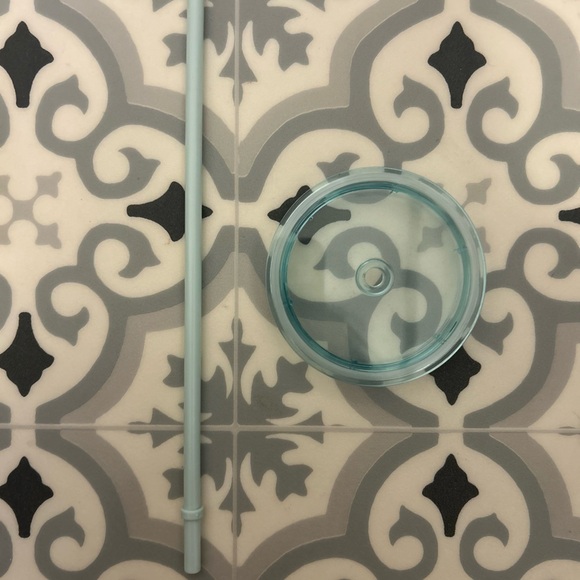 Starbucks 2020 Christmas Holiday GLITTER DOTS Ornament Cup 24 oz - Picture 4 of 4